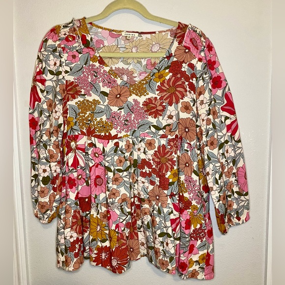 💥BOGO💥JODIFL Long Sleeve Floral Blouse. Size S - Picture 2 of 9